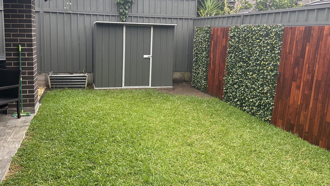 Garden shed installation Sydney by Home and Garden Group