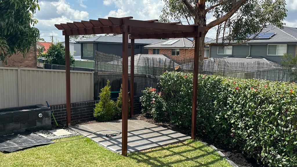 Custom timber pergola builder and installation Sydney