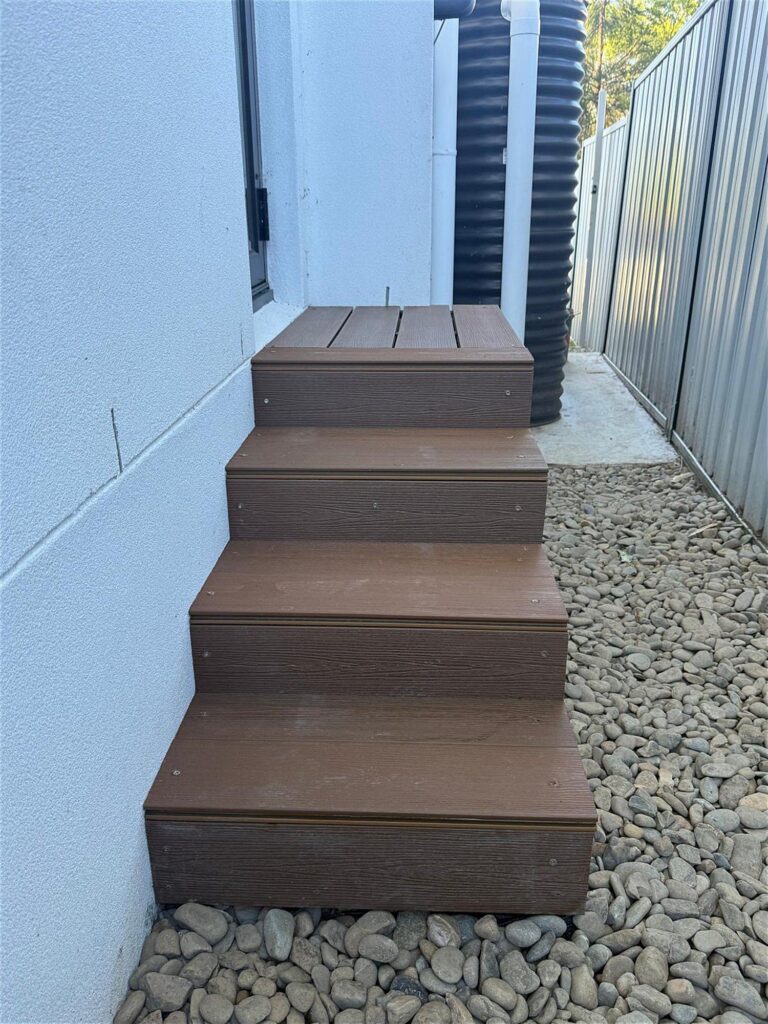 Composite steps in the side passage, North Ryde